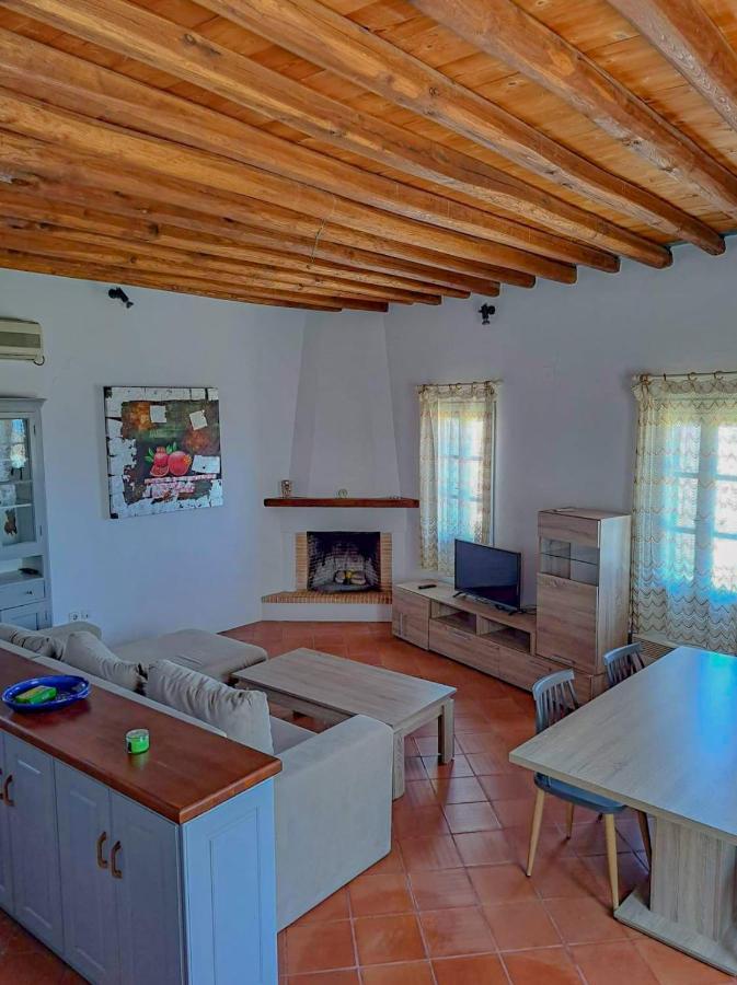 דירות Exámbela Sympopoula House מראה חיצוני תמונה